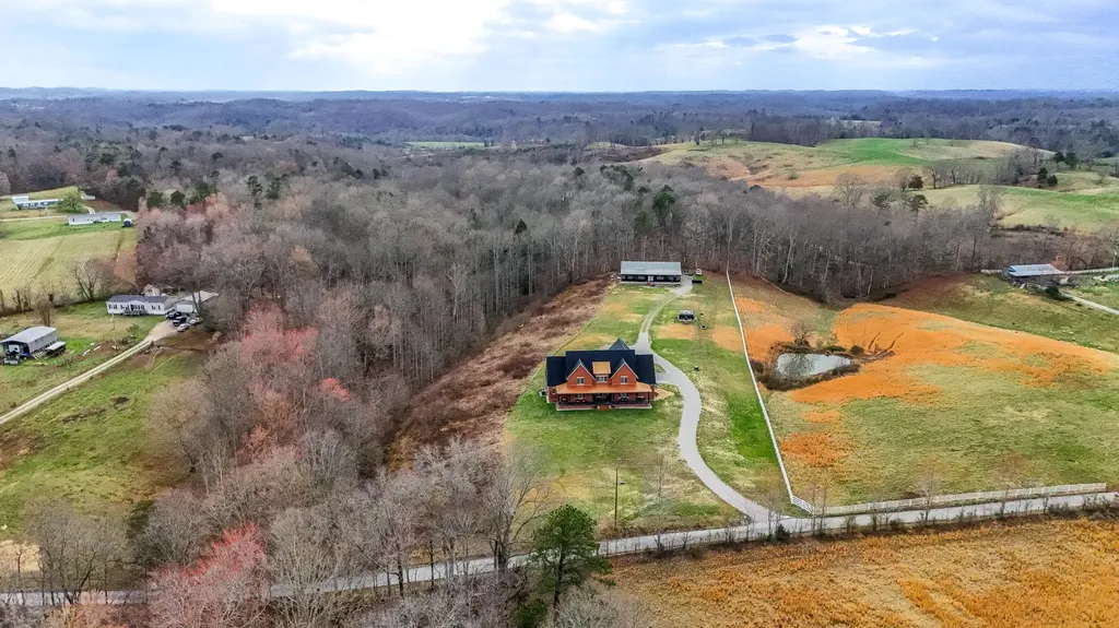 128 Marcum Trail East Bernstadt KY 40729