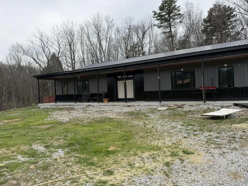 128 Marcum Trail East Bernstadt KY 40729