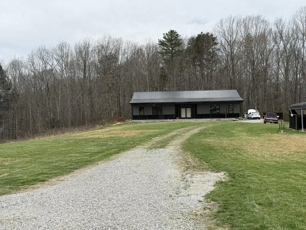 128 Marcum Trail East Bernstadt KY 40729