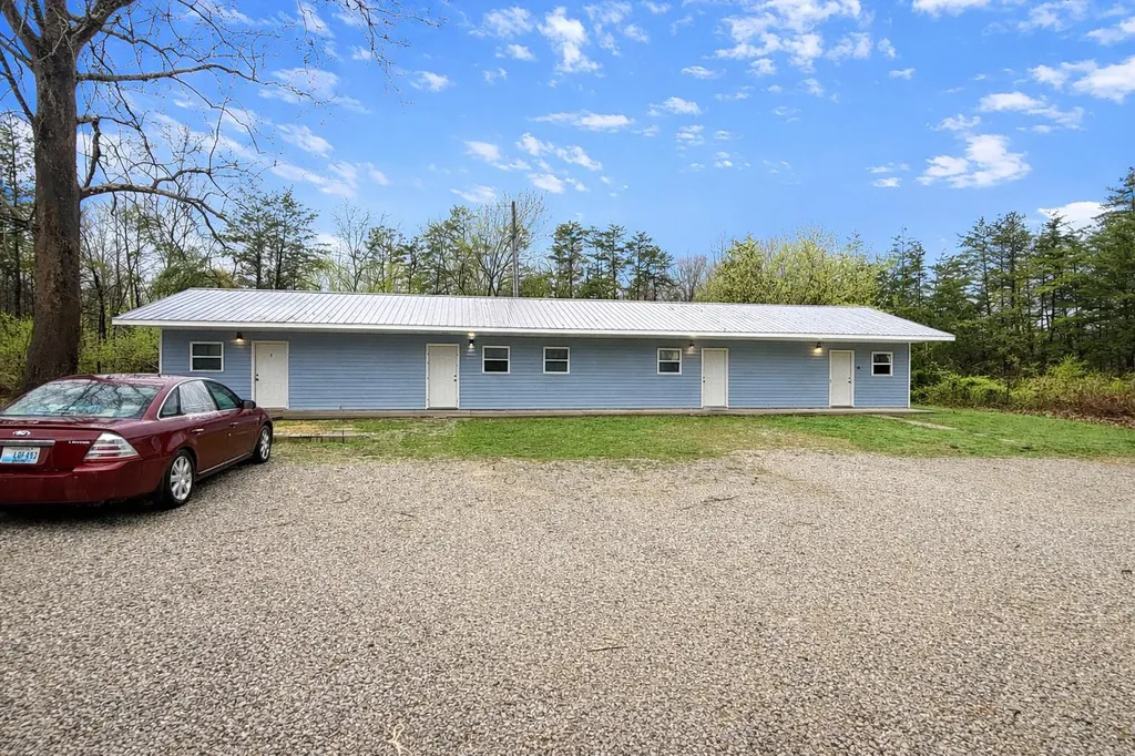 67 Old Cal Hill Road Pine Knot KY 42635
