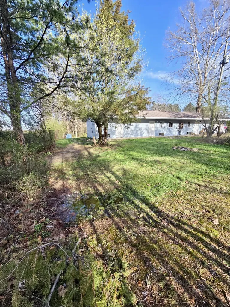 67 Old Cal Hill Road Pine Knot KY 42635