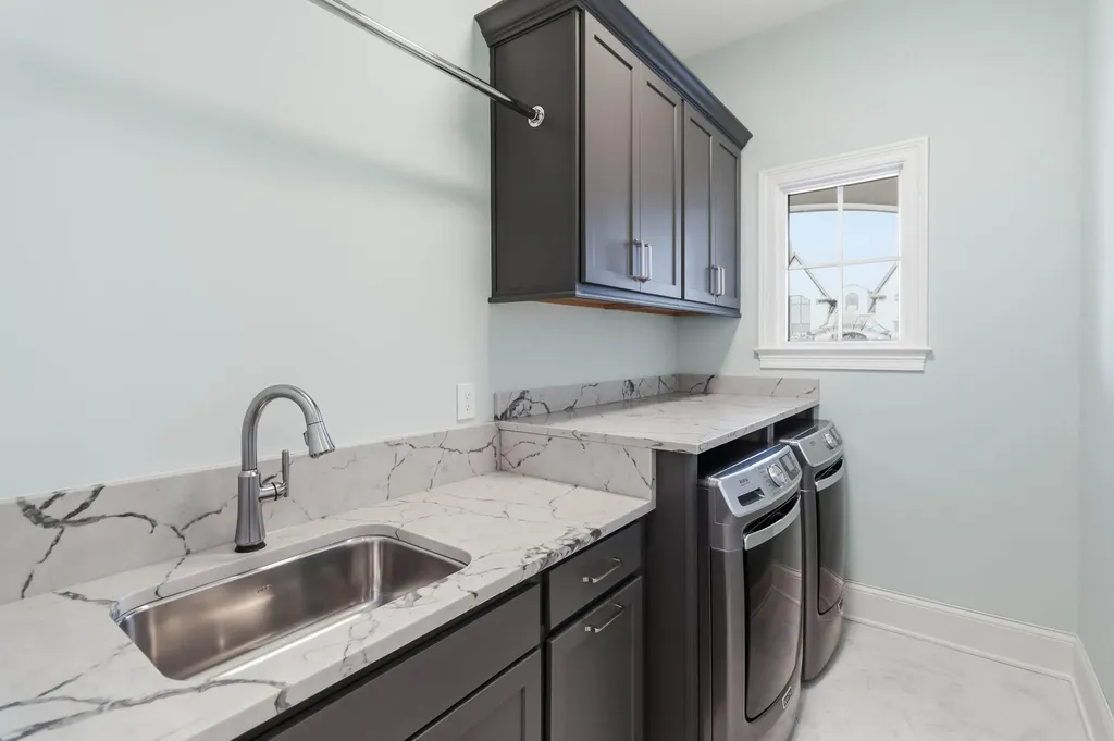 2584 Cayman Heights Lexington KY 40509