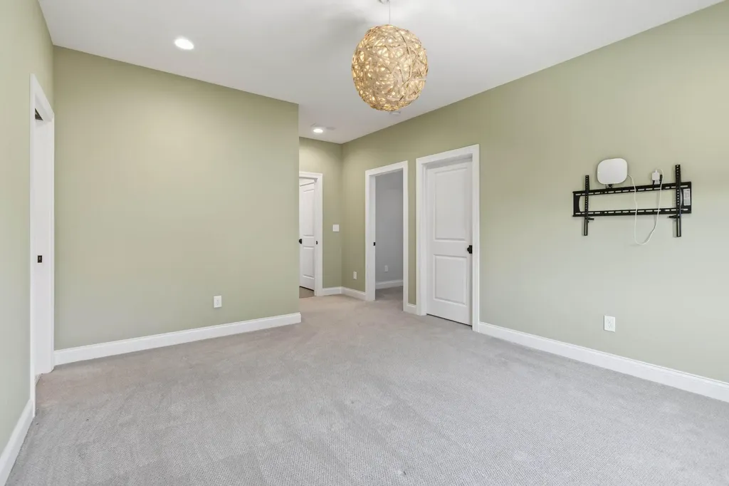 2584 Cayman Heights Lexington KY 40509