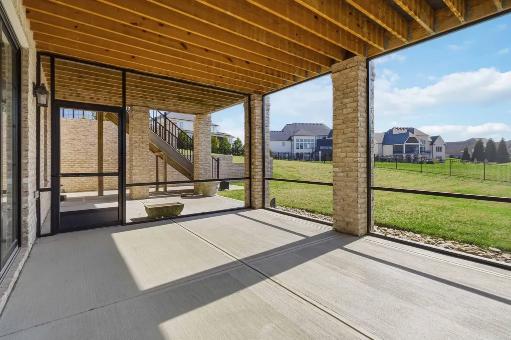 2584 Cayman Heights Lexington KY 40509