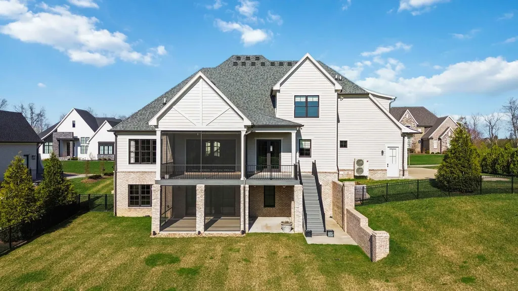 2584 Cayman Heights Lexington KY 40509