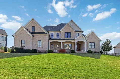 2584 Cayman Heights Lexington KY 40509