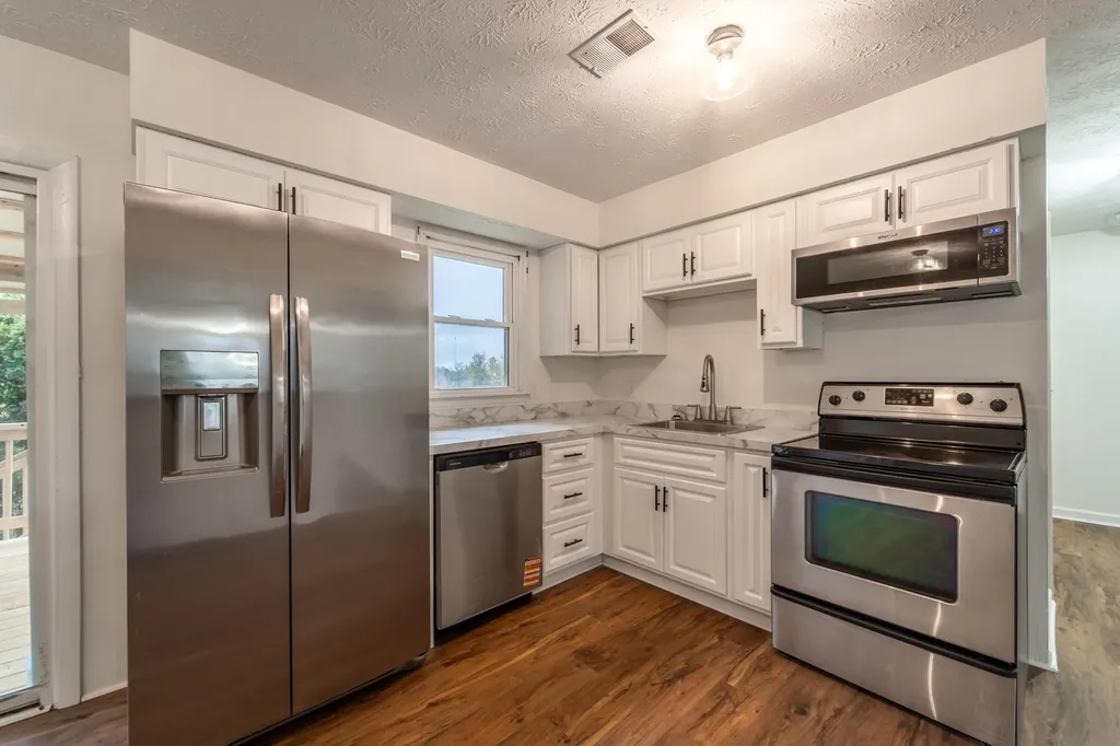 109 Jonathan Drive Richmond KY 40475