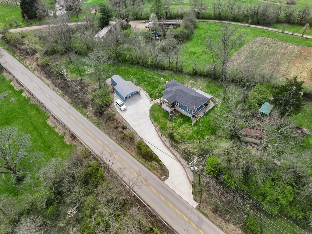 1291-1299 Muddy Creek Road Winchester KY 40391