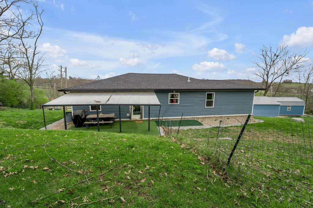 1291-1299 Muddy Creek Road Winchester KY 40391