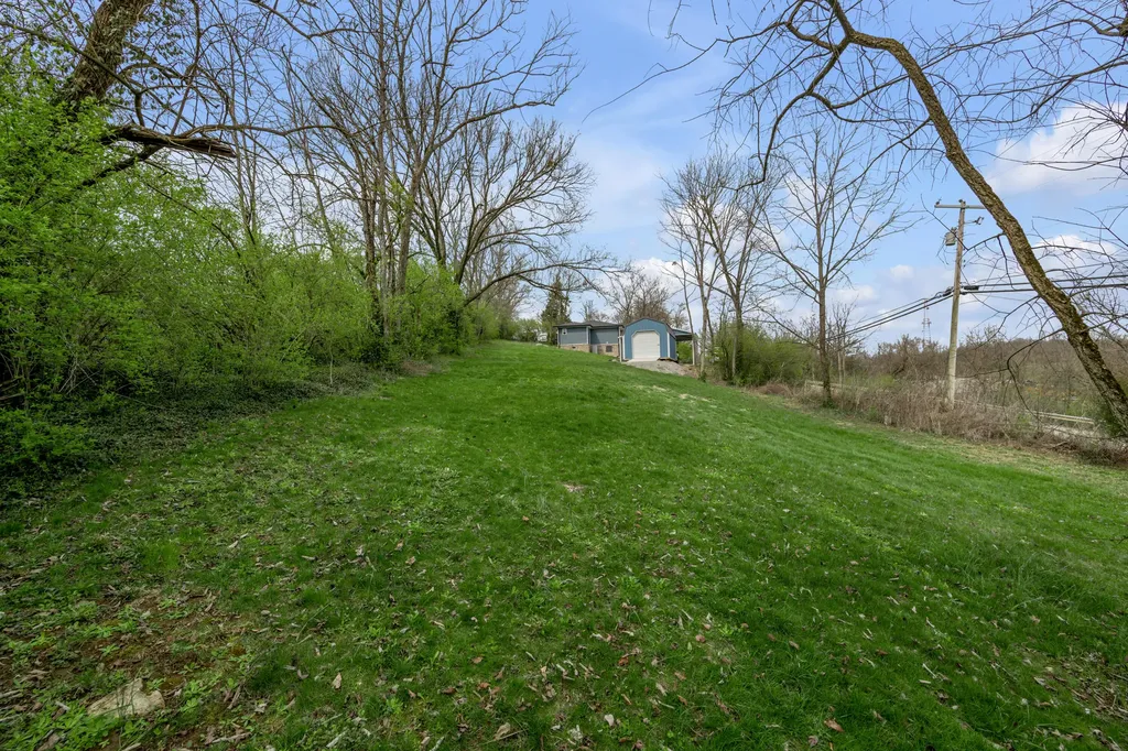 1291-1299 Muddy Creek Road Winchester KY 40391