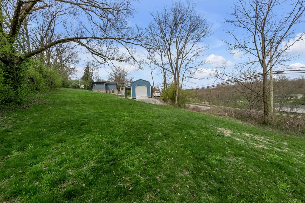 1291-1299 Muddy Creek Road Winchester KY 40391