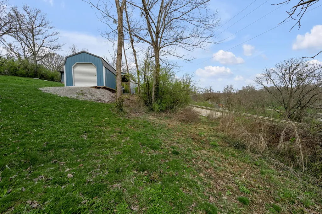 1291-1299 Muddy Creek Road Winchester KY 40391