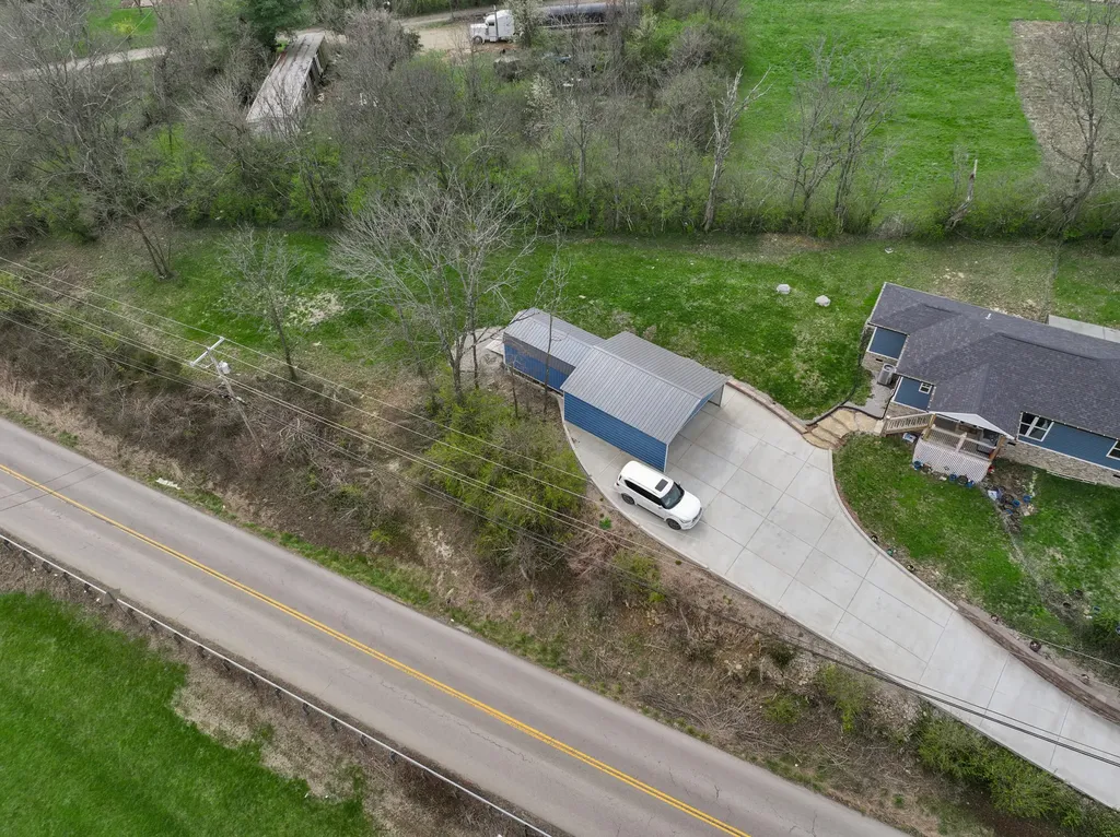 1291-1299 Muddy Creek Road Winchester KY 40391