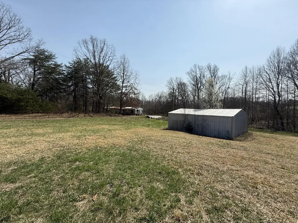 311 Willow Oak Nancy KY 42544