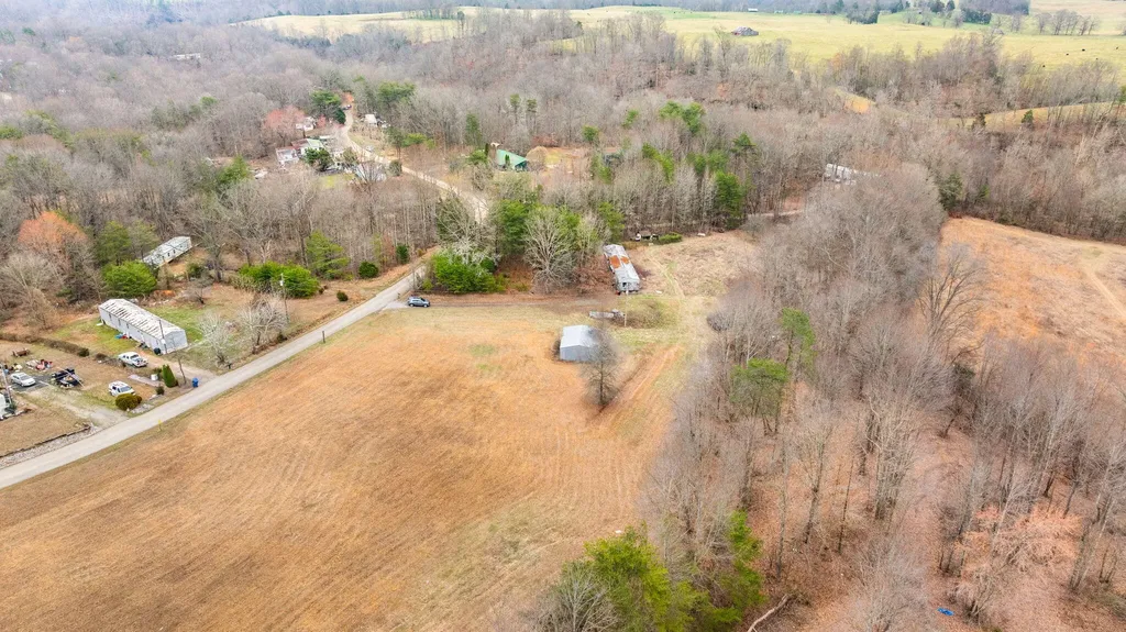 311 Willow Oak Nancy KY 42544