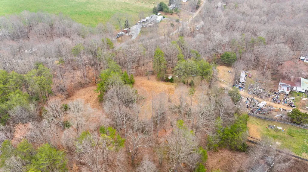 268 Willow Oak Nancy KY 42544