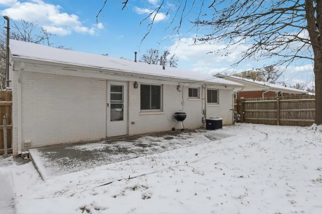 2061 Street Teresa Drive Lexington KY 40502