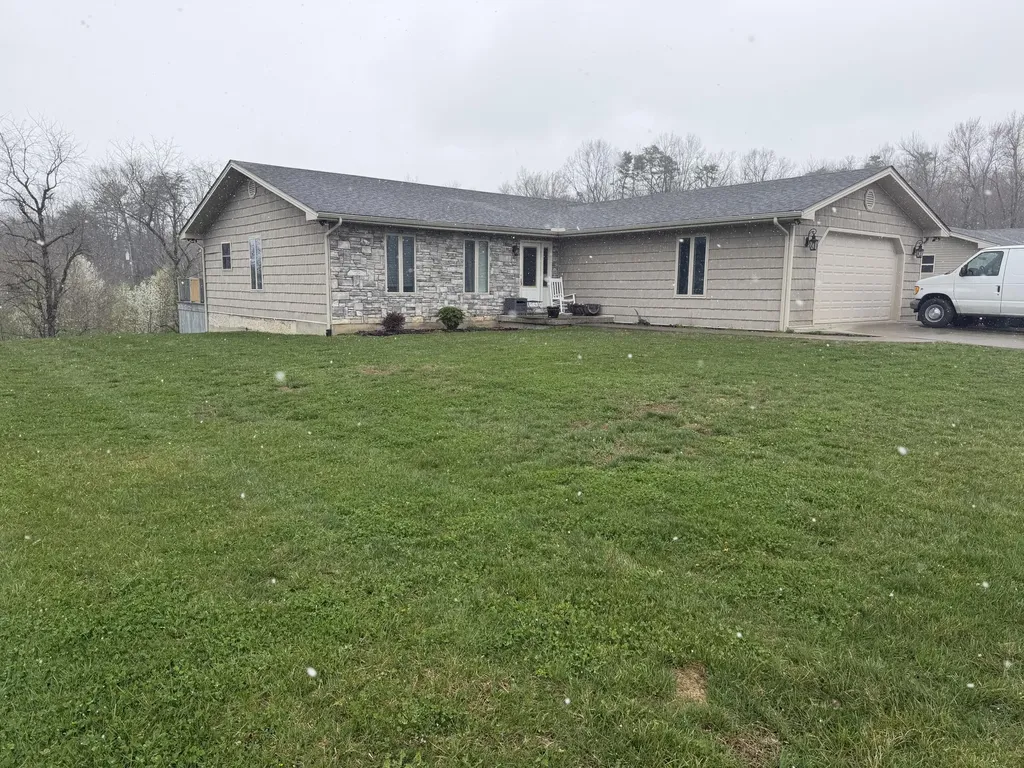 37 Cayenne Lane London KY 40741