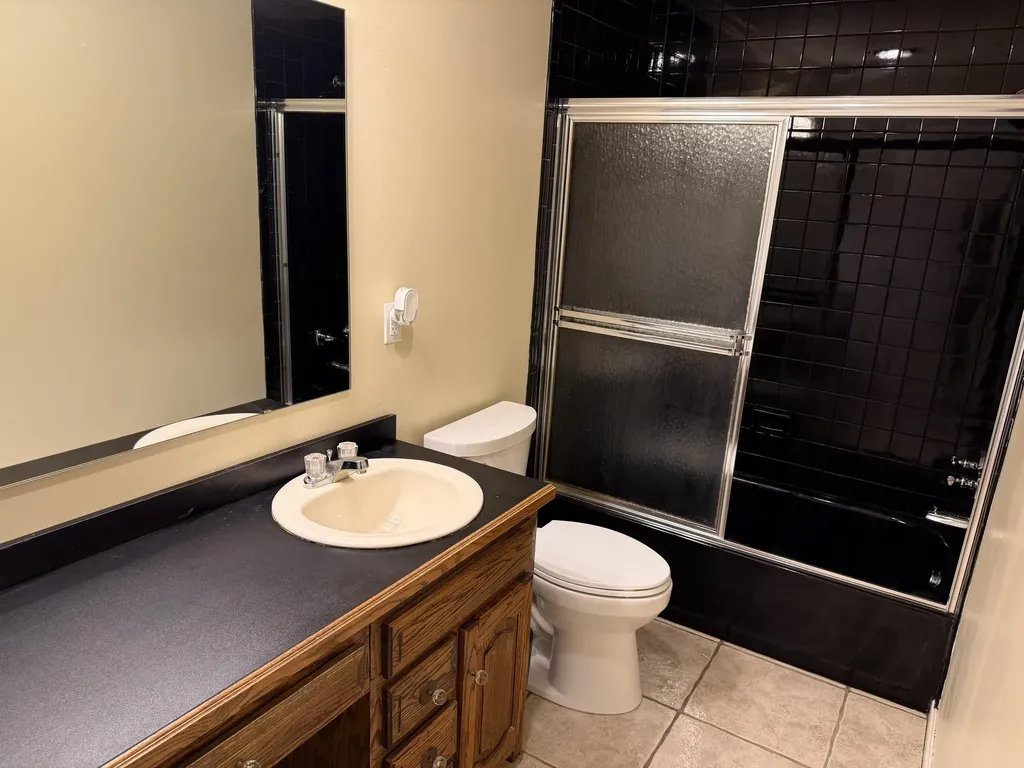 37 Cayenne Lane London KY 40741