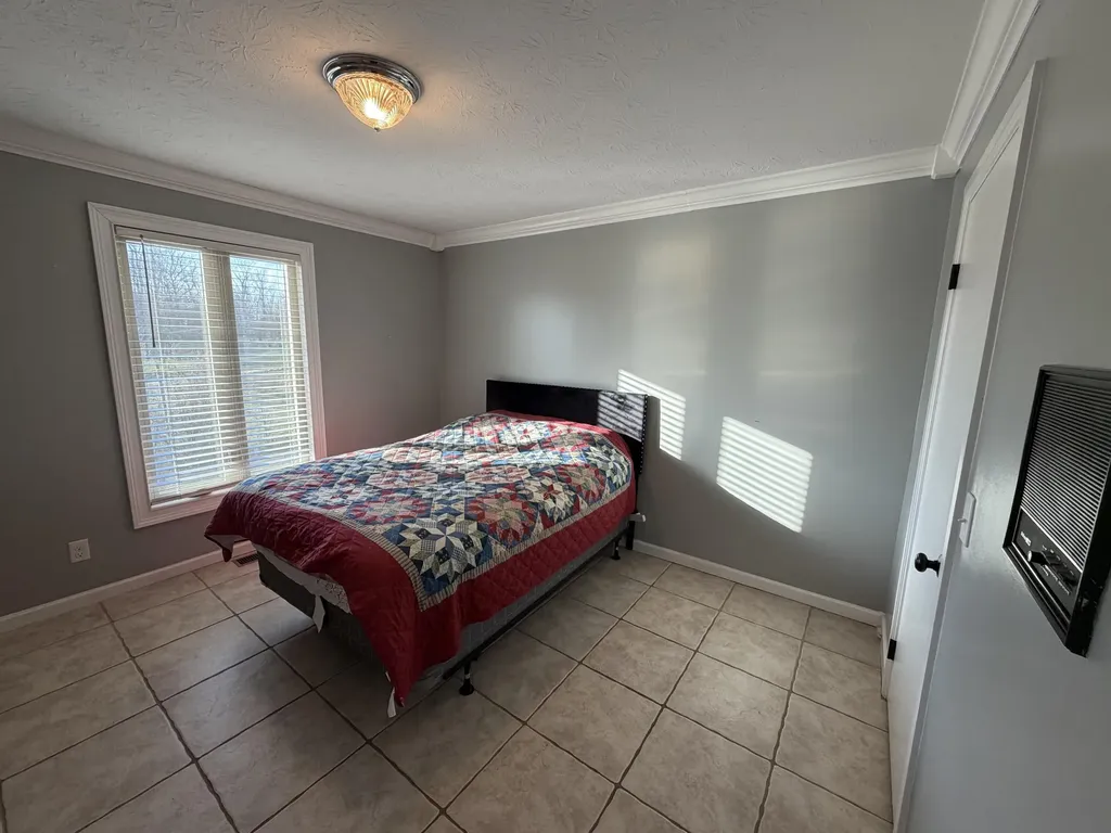 37 Cayenne Lane London KY 40741