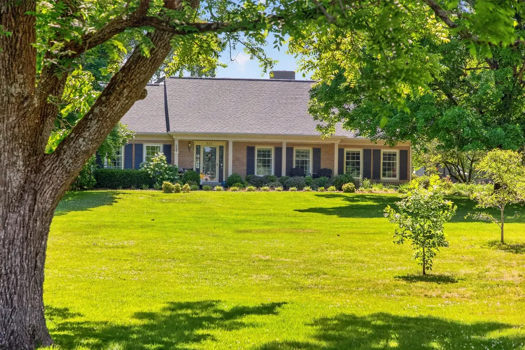 515 Cardinal Terrace Danville KY 40422