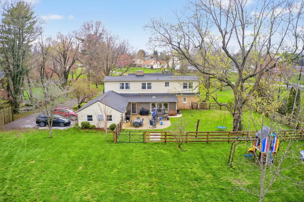 515 Cardinal Terrace Danville KY 40422
