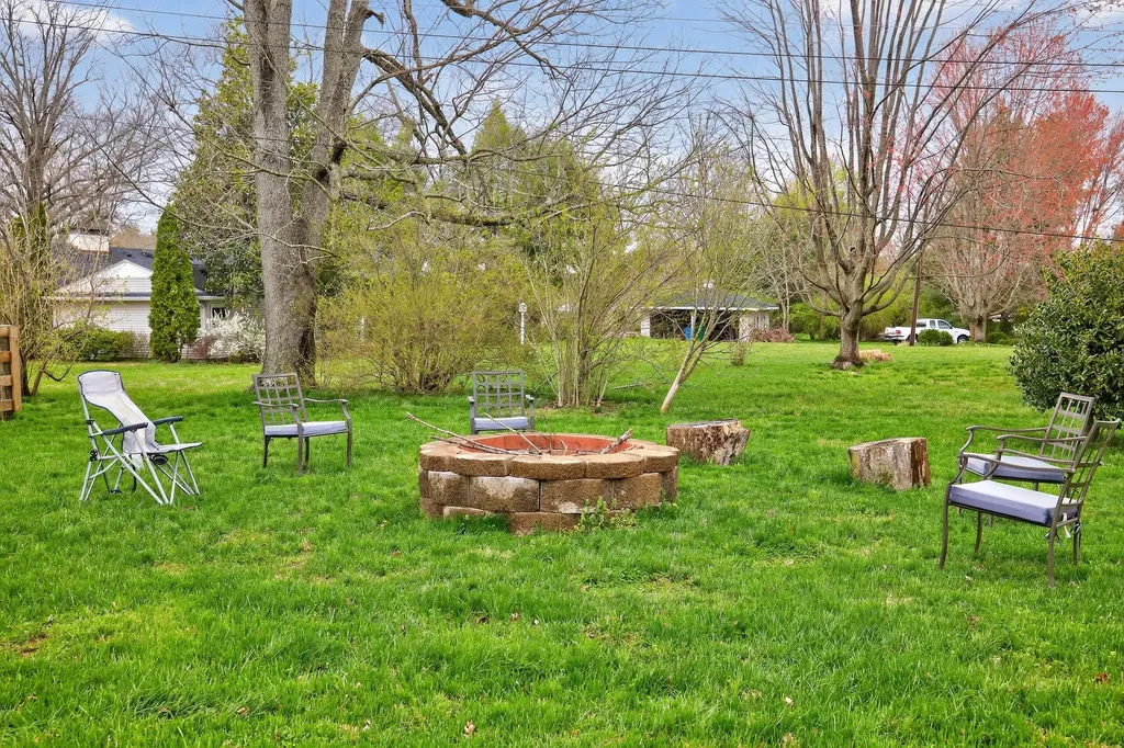 515 Cardinal Terrace Danville KY 40422