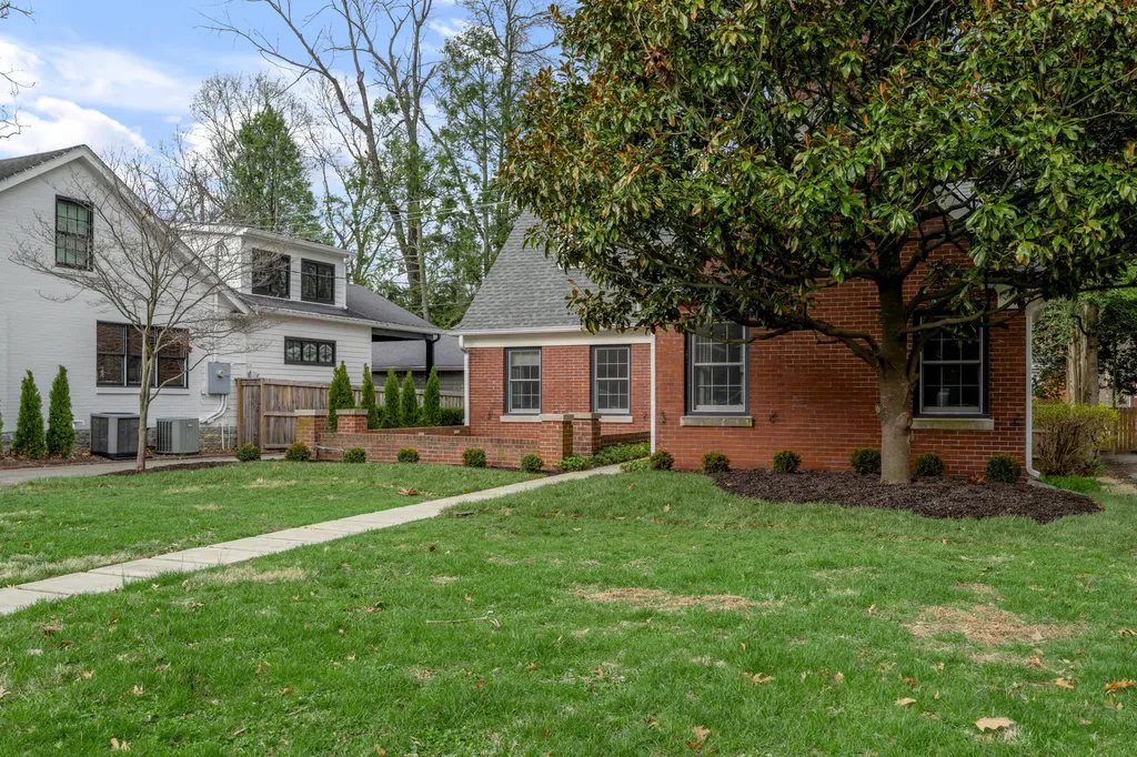 211 Chenault Road Lexington KY 40502