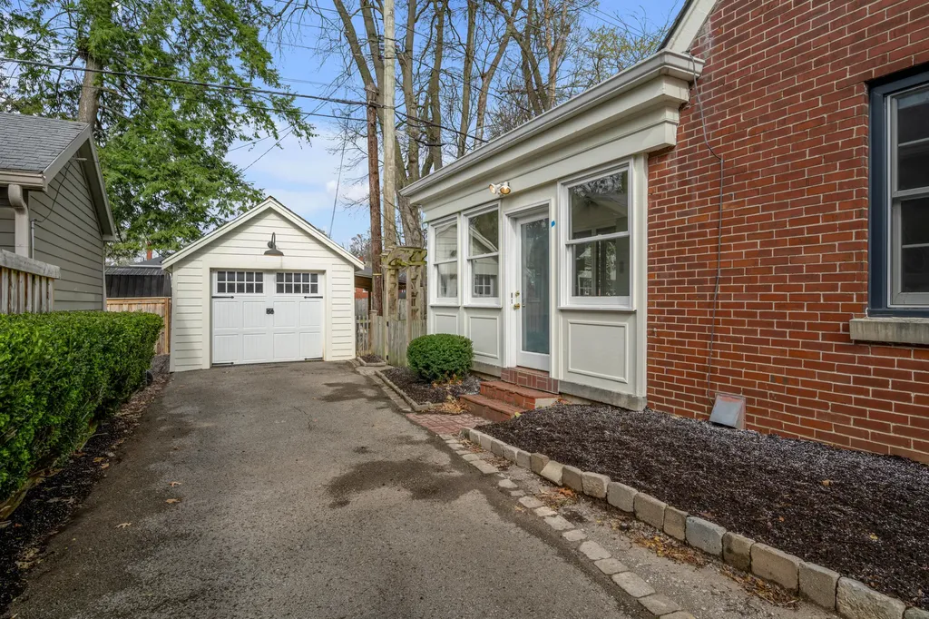 211 Chenault Road Lexington KY 40502