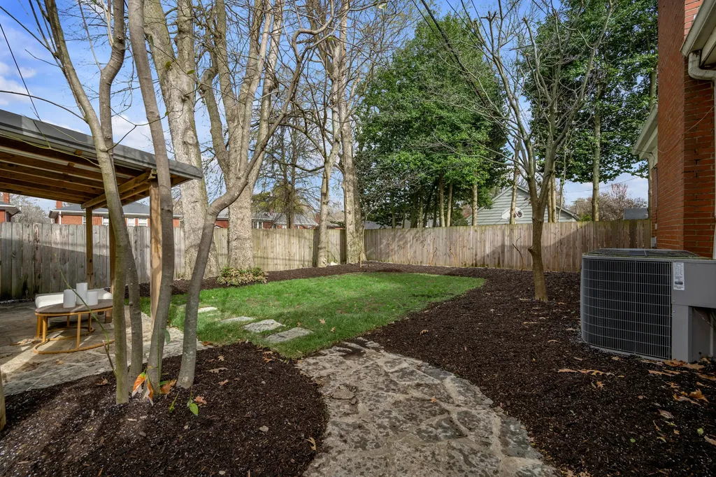211 Chenault Road Lexington KY 40502