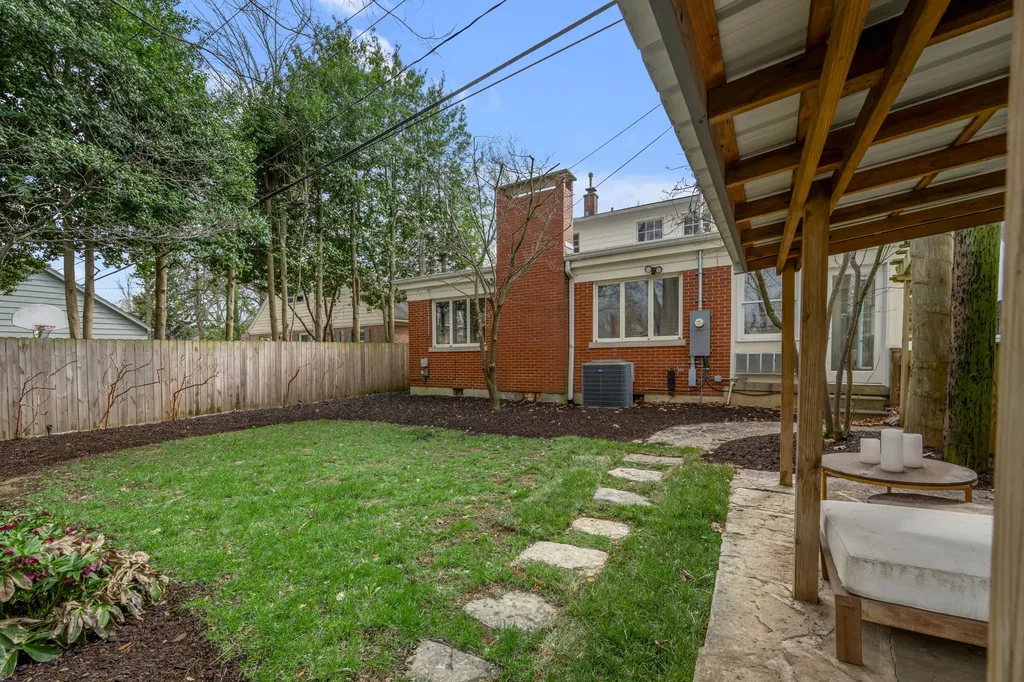 211 Chenault Road Lexington KY 40502