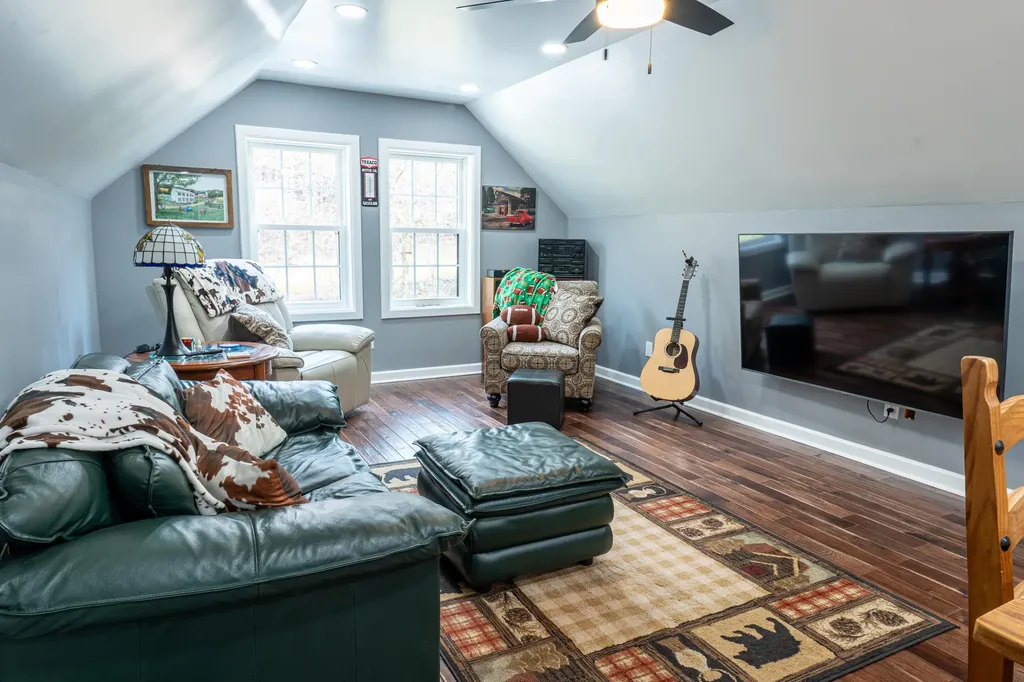 714 Grassy Branch Pikeville KY 41501