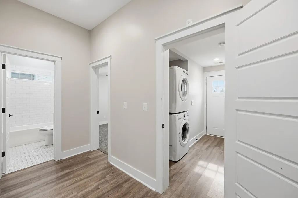 638 Limestone Lexington KY 40508