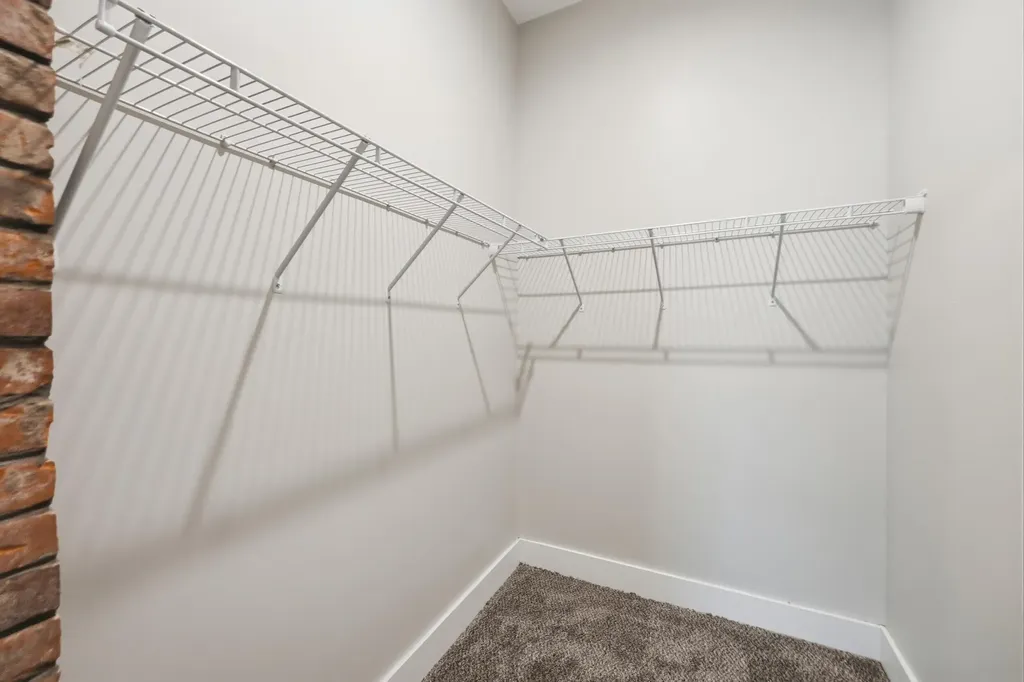638 Limestone Lexington KY 40508