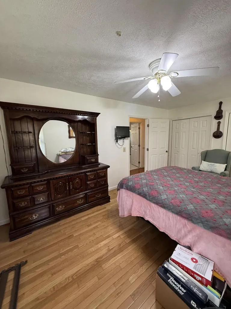 2572 State Highway 806 Eolia KY 40826