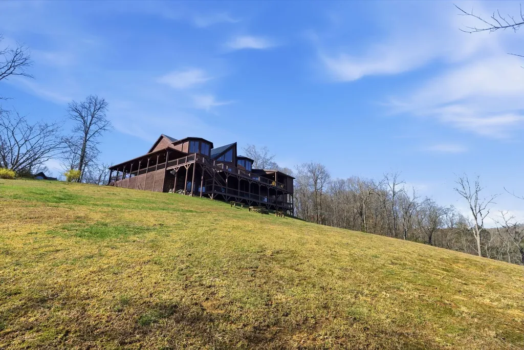 97 Black Walnut Lane Monticello KY 42633