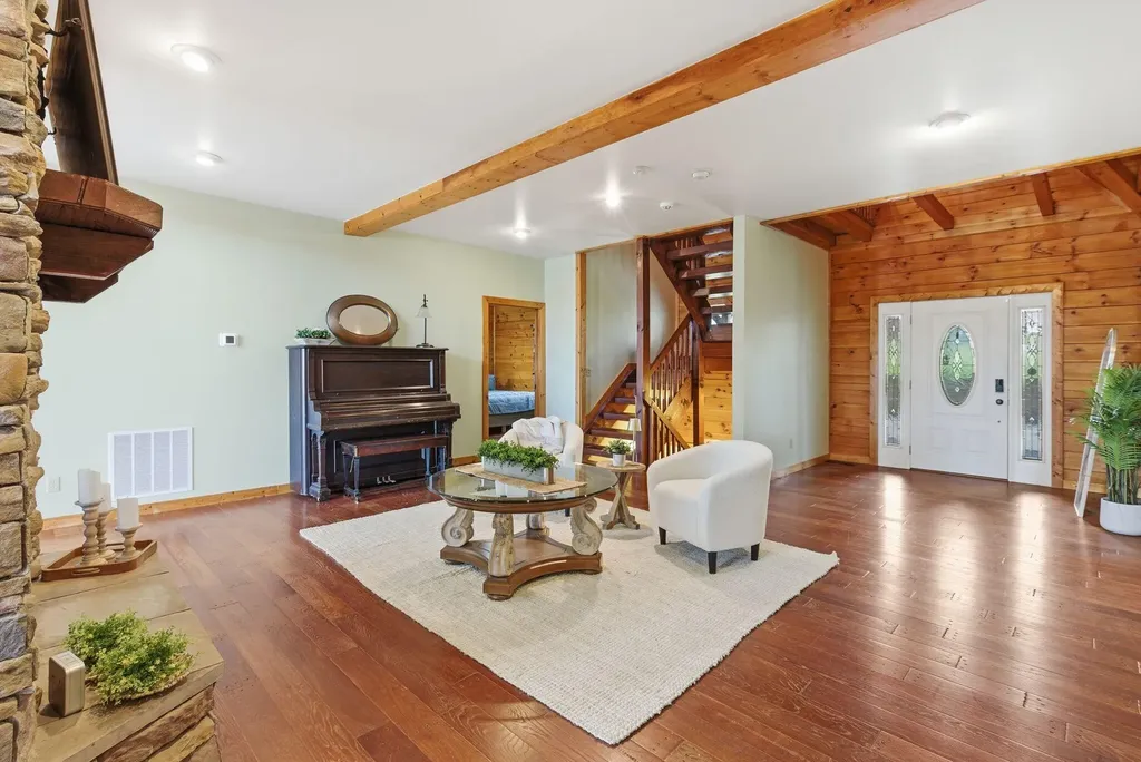 97 Black Walnut Lane Monticello KY 42633
