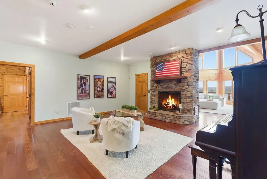 97 Black Walnut Lane Monticello KY 42633