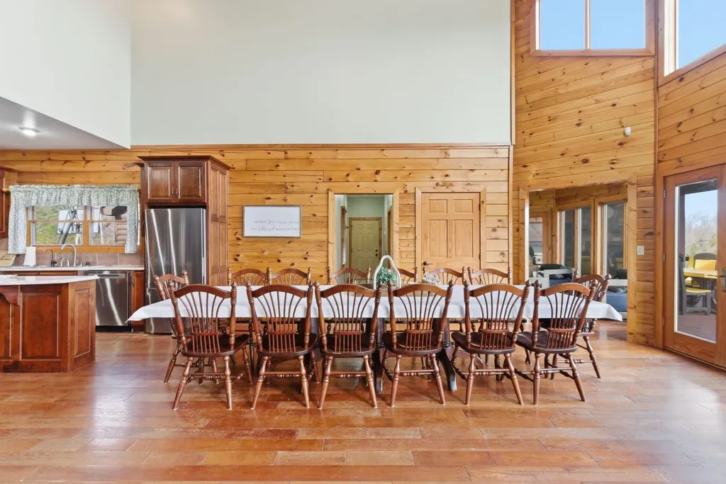 97 Black Walnut Lane Monticello KY 42633