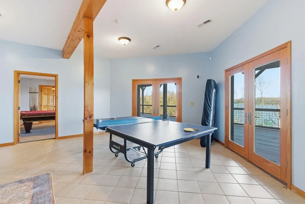 97 Black Walnut Lane Monticello KY 42633