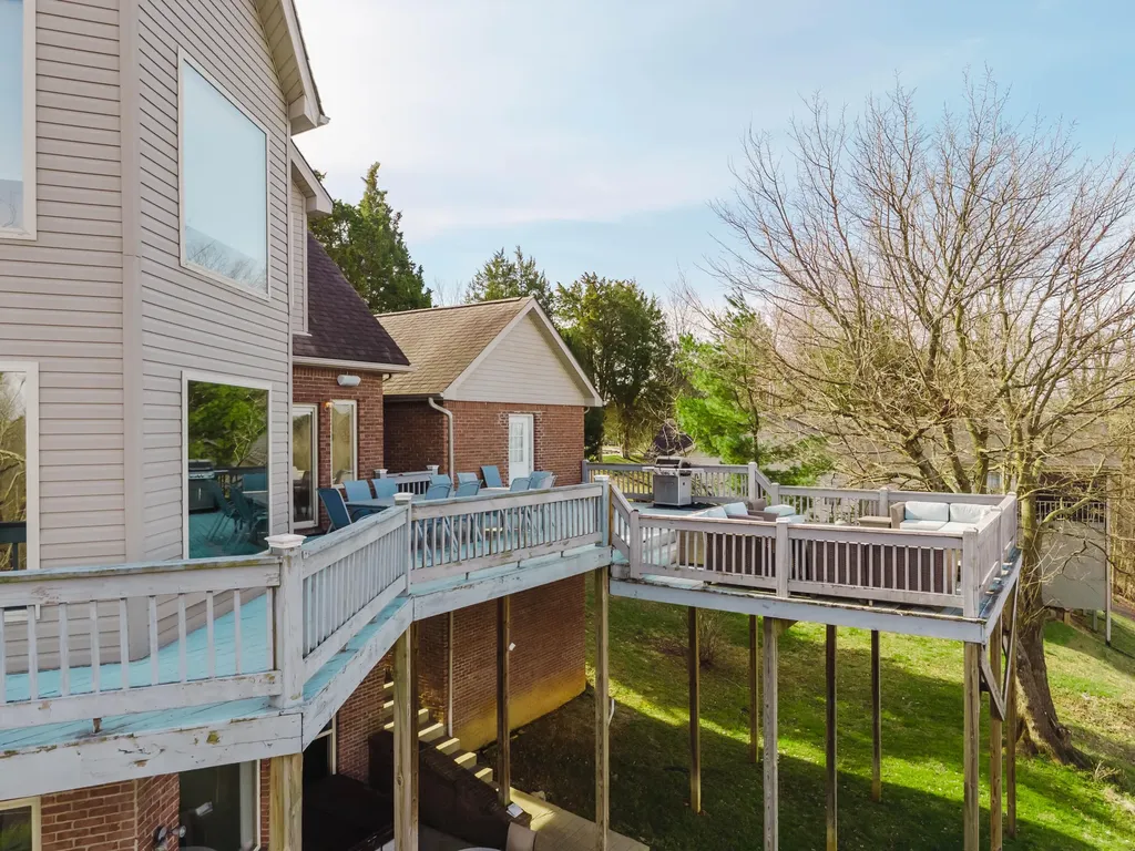 333 Old Waitsboro Road Bronston KY 42518