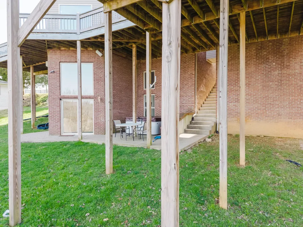 333 Old Waitsboro Road Bronston KY 42518