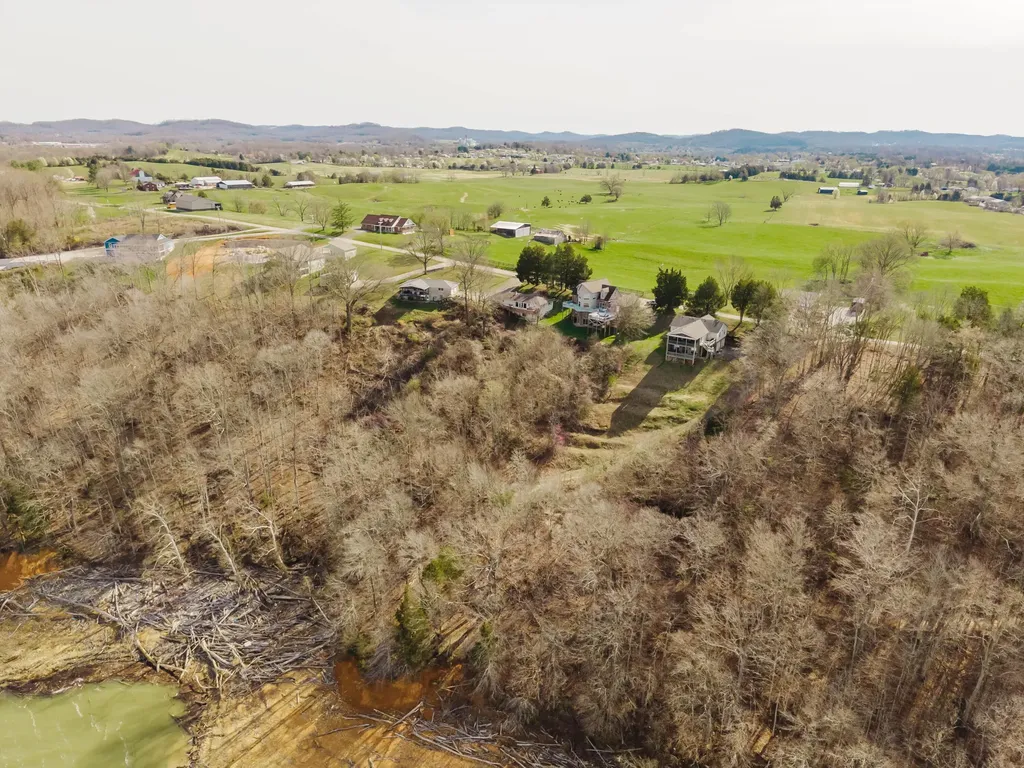 333 Old Waitsboro Road Bronston KY 42518
