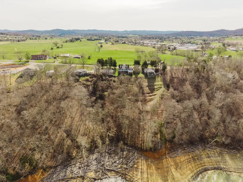 333 Old Waitsboro Road Bronston KY 42518