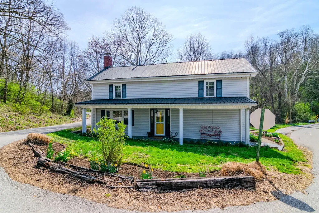 104 Jackson Ferry Road Winchester KY 40391