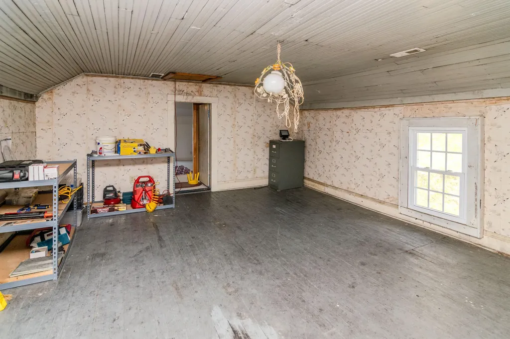 104 Jackson Ferry Road Winchester KY 40391