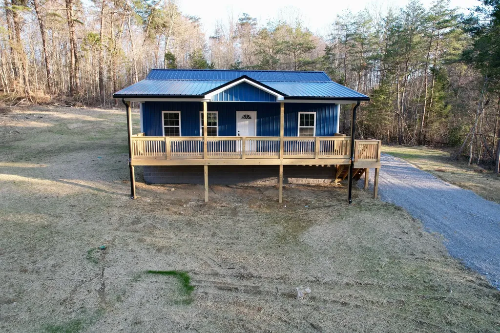 769 Pine Tree Road Nancy KY 42544