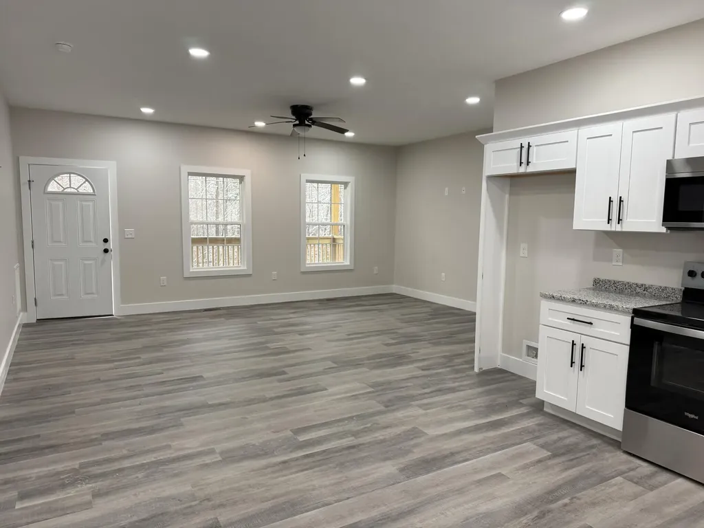 769 Pine Tree Road Nancy KY 42544
