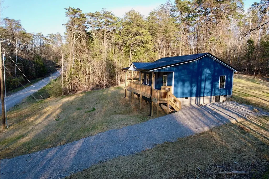769 Pine Tree Road Nancy KY 42544