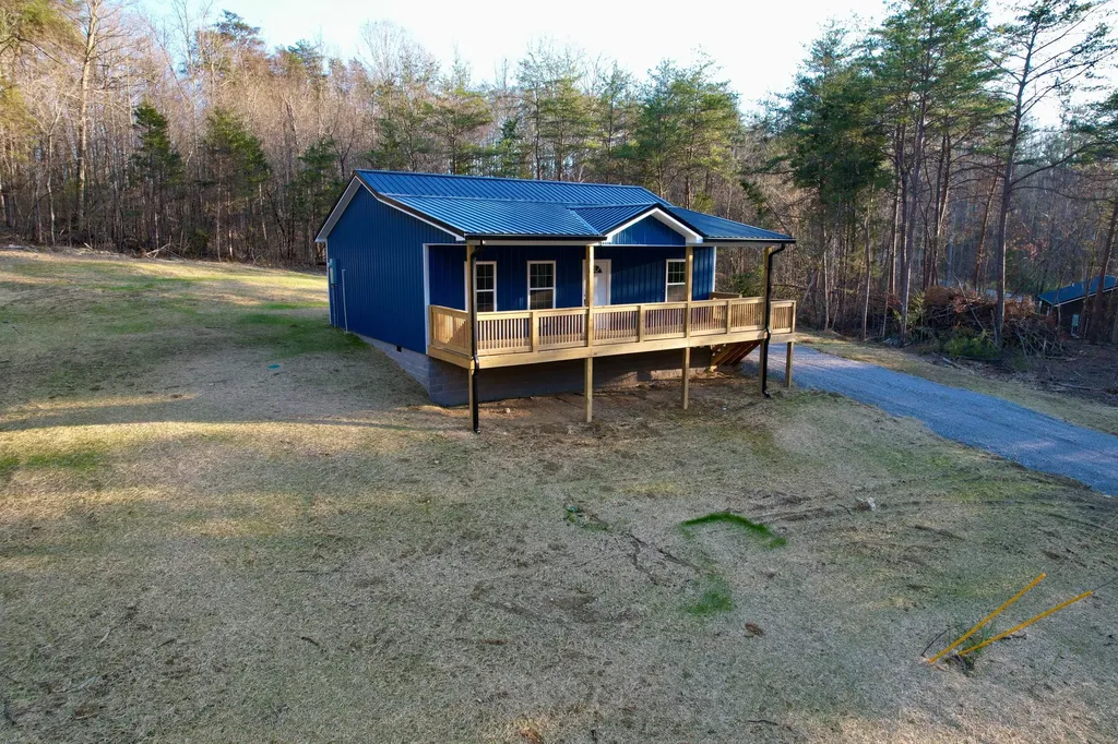 769 Pine Tree Road Nancy KY 42544